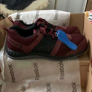 Reebok Women’s Steel Toe Shoes